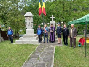 514092523_23991733813828115_785602062488905338_n-300x225 Ziua Eroilor 2025